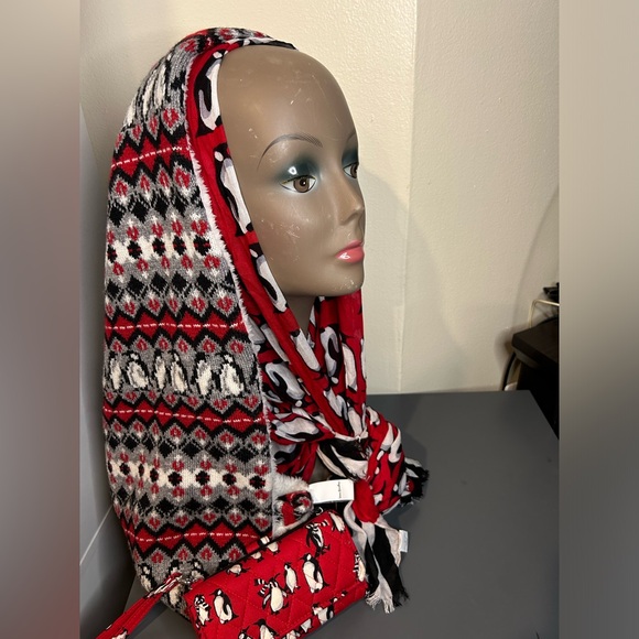 Vera Bradley red penguin fashion scarf and fleece scarf with wristlet wallet - Picture 2 of 3